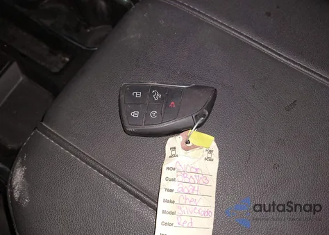 2024 Chevrolet Silverado 1500 4Wd Short Bed Rst from USA, damaged, VIN 3GCUDEED0RG246621